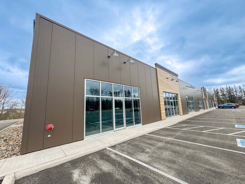 More Photos Of 91 Horsman Rd, Moncton General Retail For Lease