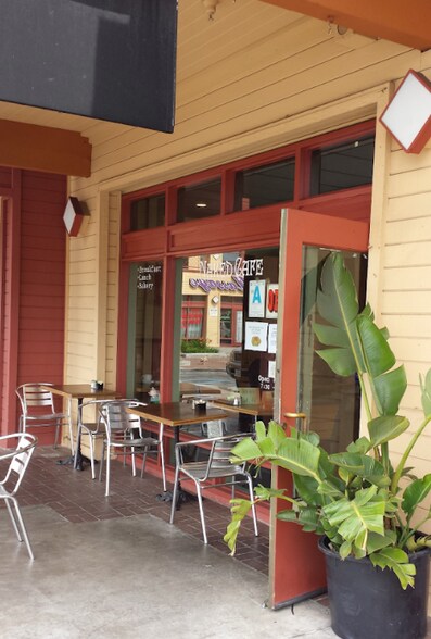 More Photos Of 3555 Rosecrans St, San Diego Unknown For Lease