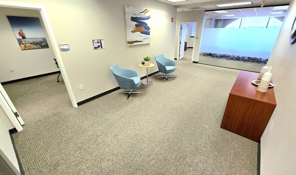 More Photos Of 101 Riverfront Blvd, Bradenton Office For Lease