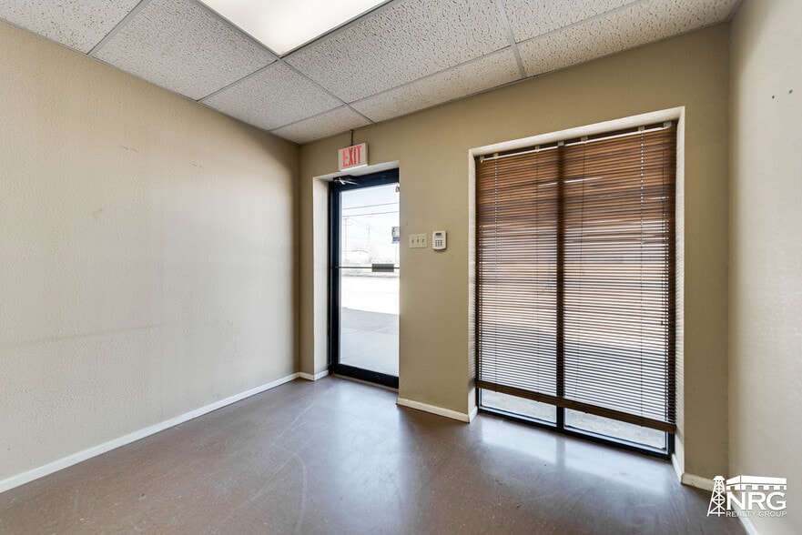 More Photos Of 3938 S County Road 1290, Odessa Warehouse For Lease