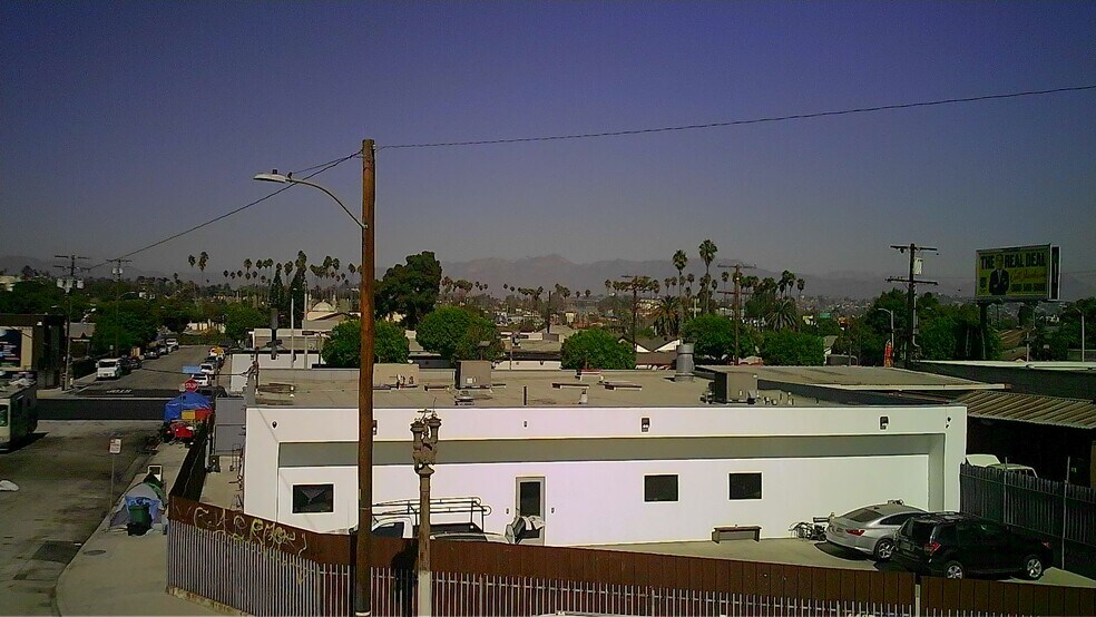 More Photos Of 4437 Telegraph Rd, Los Angeles Warehouse For Sale