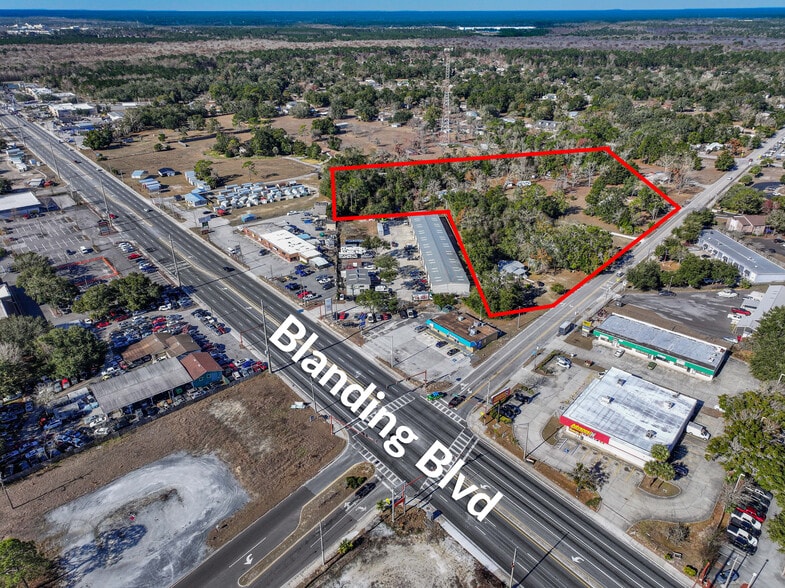 Primary Photo Of 401 Madison Ave, Orange Park Land For Sale