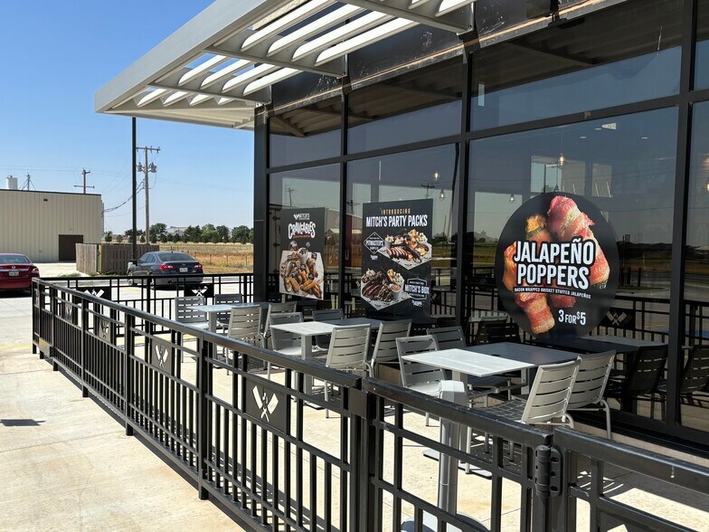 More Photos Of 1500 S FM 2381, Bushland Freestanding For Lease