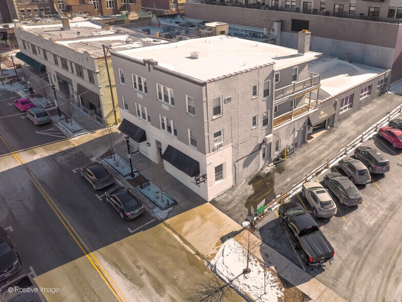 More Photos Of 501-503 Duane St, Glen Ellyn Apartments For Lease