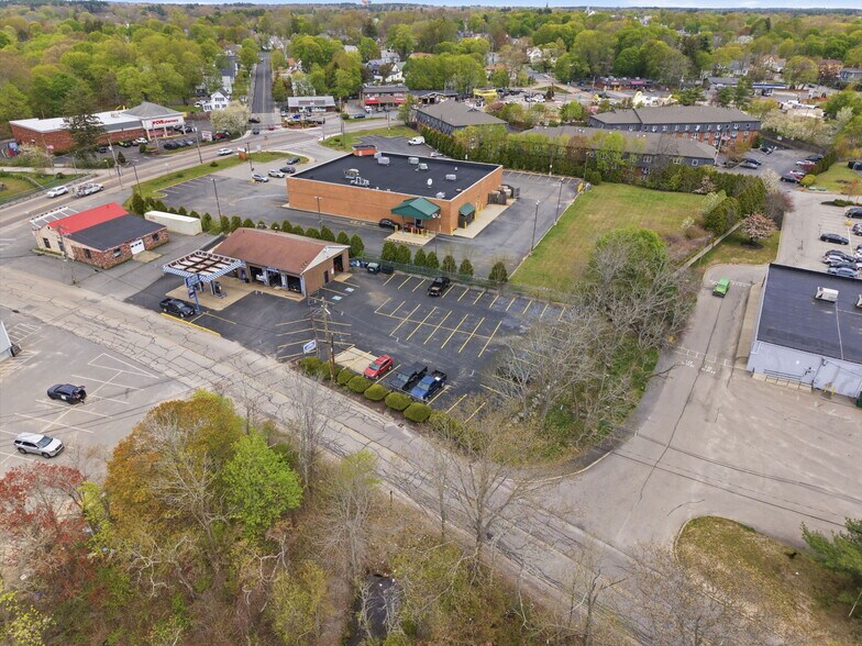 More Photos Of 50 John A Dunn Memorial Dr, Rockland Service Station For Sale