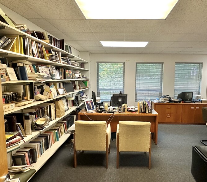 More Photos Of 9915 Apple Ridge Rd, Gaithersburg Religious Facility For Sale