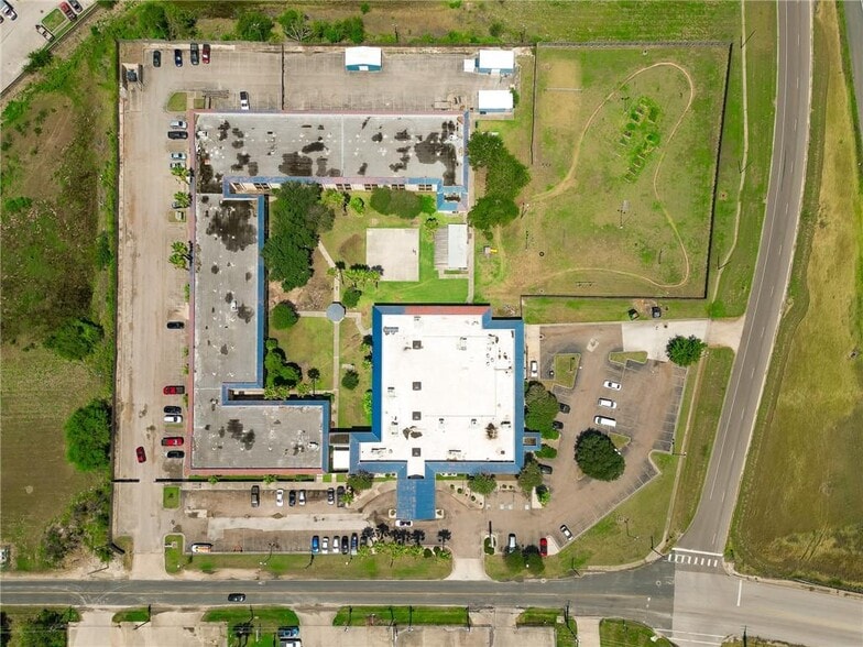 More Photos Of 5501 Ih 37, Corpus Christi Healthcare For Sale