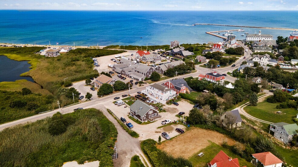 Primary Photo Of 85 Ocean Ave, New Shoreham Restaurant For Sale