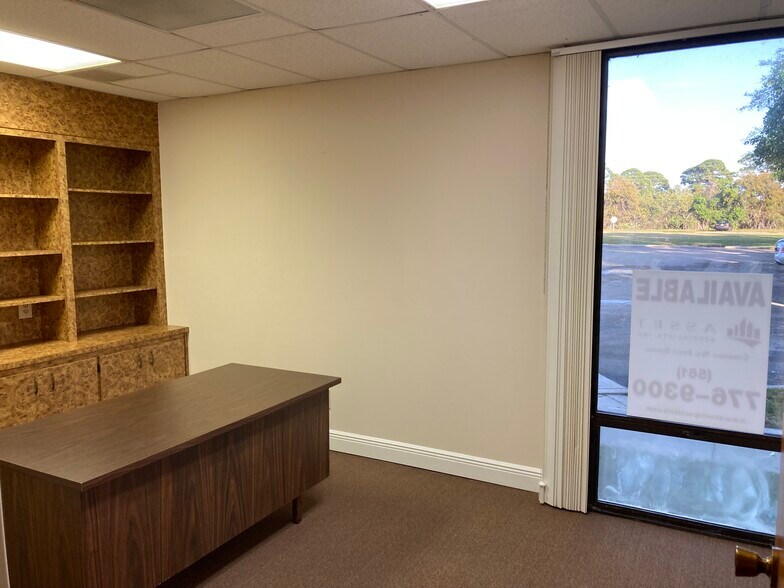 More Photos Of 2215 Nebraska Ave, Fort Pierce Medical For Lease