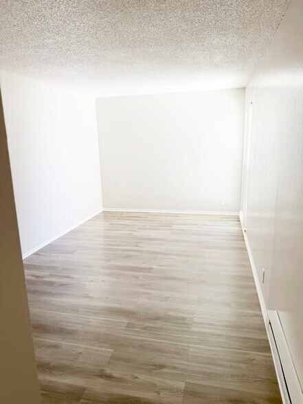 More Photos Of 944 Fletcher Ln, Hayward Apartments For Sale