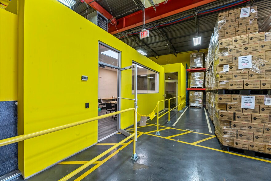 More Photos Of 154 Tices Ln, East Brunswick Manufacturing For Sale