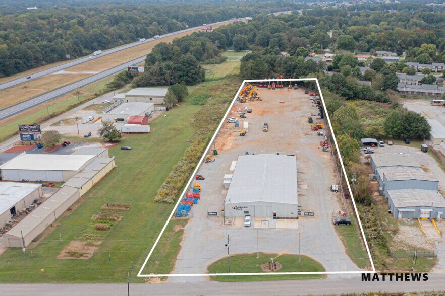 Primary Photo Of 90 Industrial Dr, Oxford Warehouse For Sale