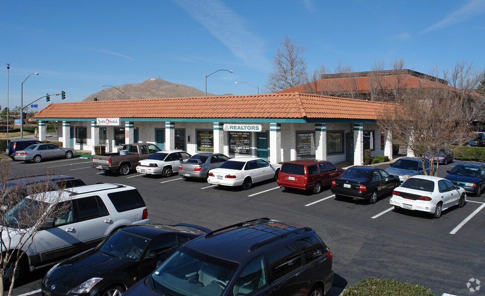 More Photos Of 12800 Heacock St, Moreno Valley Medical For Lease