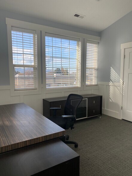 More Photos Of 9571 S 700 E, Sandy Office For Lease