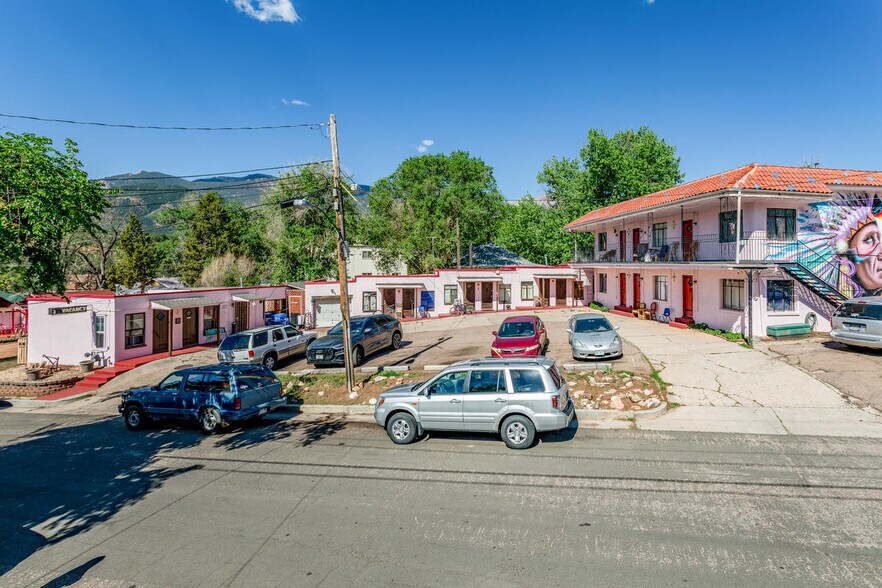 More Photos Of 3401 W Pikes Peak Ave, Colorado Springs Apartments For Sale