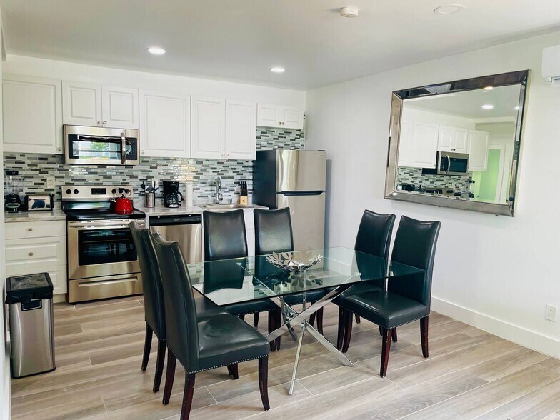 More Photos Of 548-550 NW 30th St, Miami Apartments For Sale