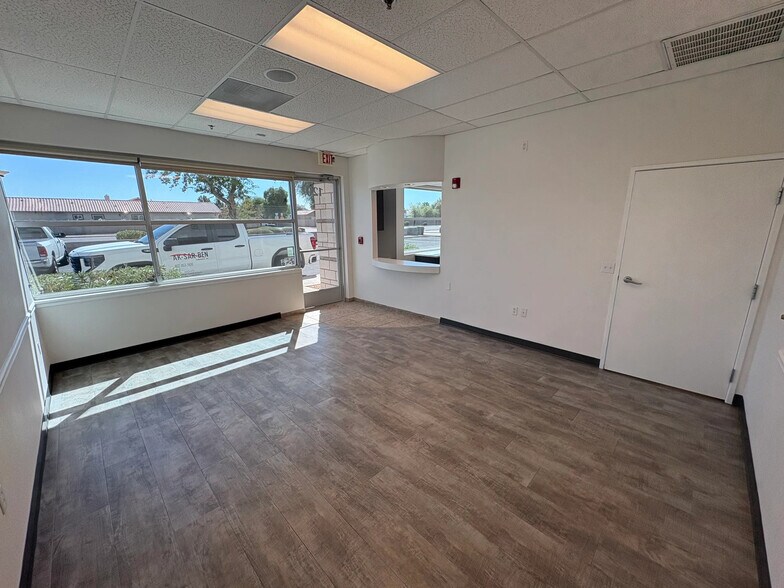 More Photos Of 15182 N 75th Ave, Peoria Medical For Sale