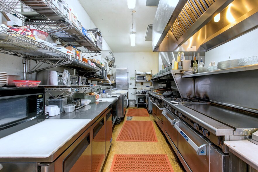 More Photos Of 710 S Columbia Ave, Connell Restaurant For Sale