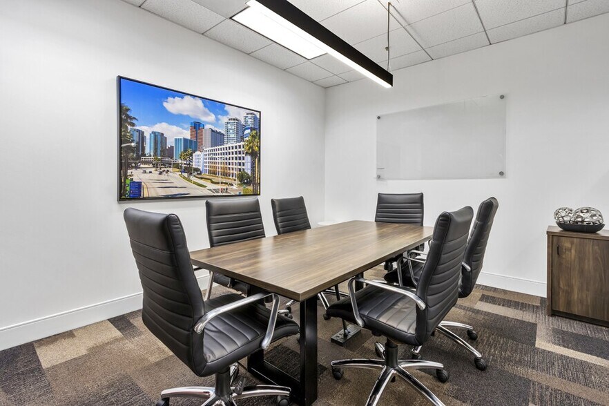 More Photos Of 3780 Kilroy Airport Way, Long Beach Coworking Space