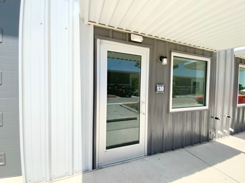 More Photos Of 1304 Leander Dr, Leander Unknown For Lease