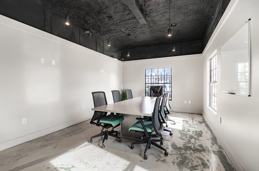 More Photos Of 1917 S Harbor City Blvd, Melbourne Office For Sale