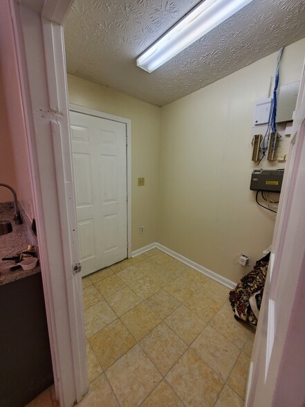 More Photos Of 309 Macon St, McDonough Office Residential For Lease