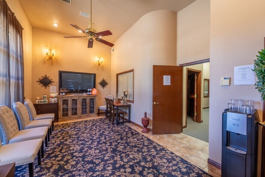 More Photos Of 1444 W Main St, Ripon Medical For Sale