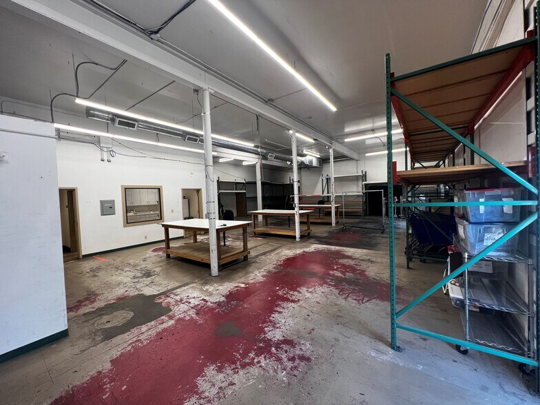 More Photos Of 970 Lodi Ave, South Lake Tahoe Flex For Sale