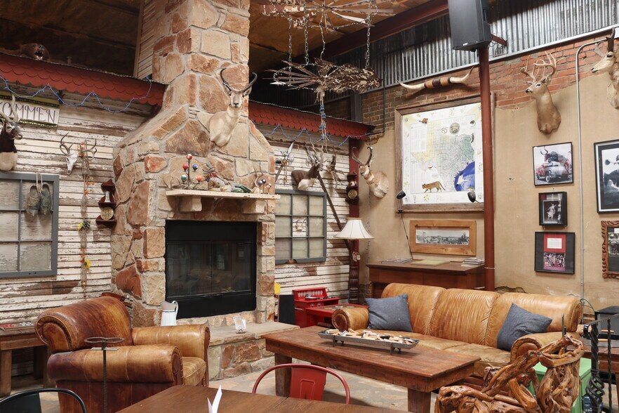 More Photos Of 120 Austin St, Comanche Multifamily For Sale