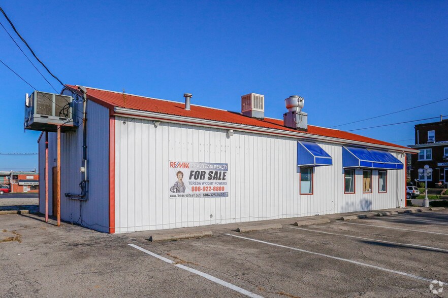 More Photos Of 2346 Winchester Ave, Ashland Freestanding For Sale