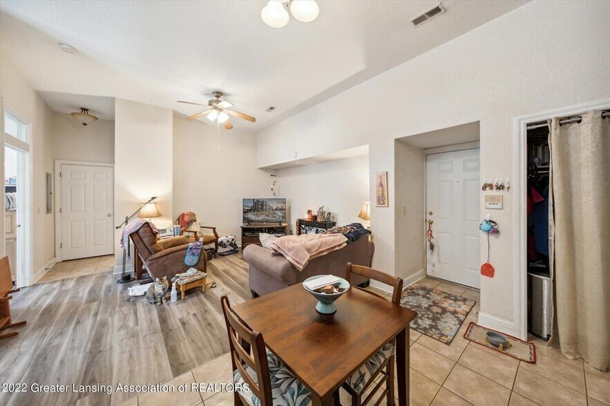 More Photos Of 335 Horatio St, Charlotte Apartments For Sale