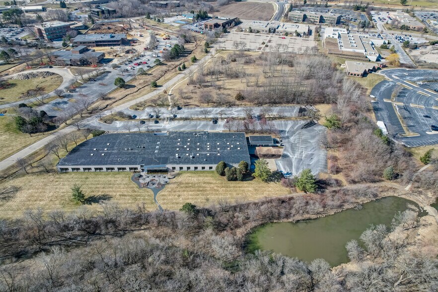 More Photos Of 8310 Excelsior Dr, Madison Office For Lease