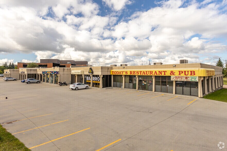Primary Photo Of 5206-5226 86th St NW, Edmonton Showroom For Lease