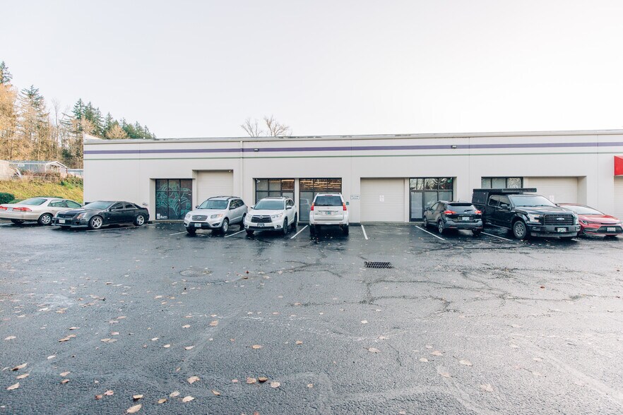 More Photos Of 14910 SE Morning Way, Clackamas Warehouse For Lease