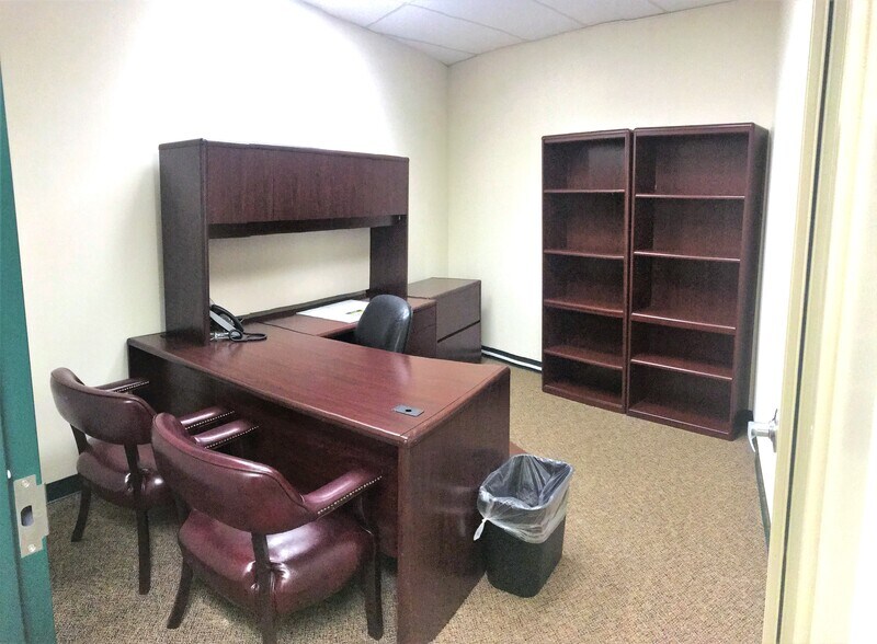 More Photos Of 10015 Old Columbia Rd, Columbia Coworking Space