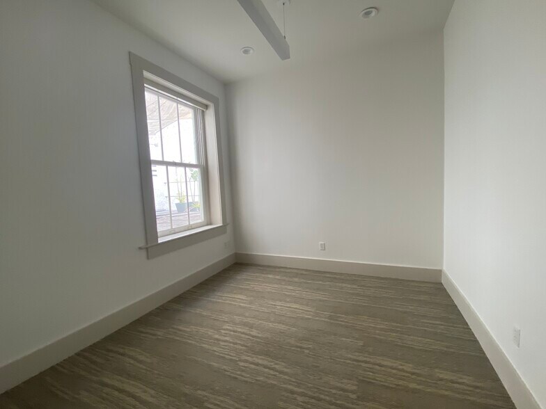 More Photos Of 1726 E 7th Ave, Tampa Loft Creative Space For Lease