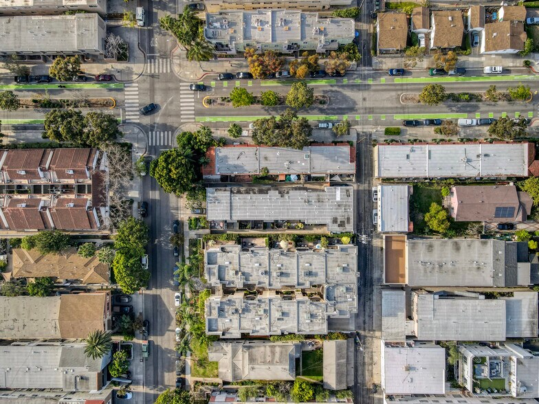 More Photos Of 1507 Berkeley St, Santa Monica Apartments For Sale
