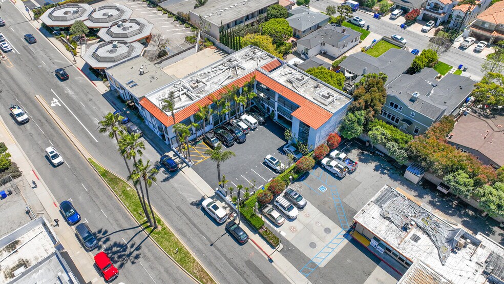 More Photos Of 1020 Manhattan Beach Blvd, Manhattan Beach Loft Creative Space For Lease