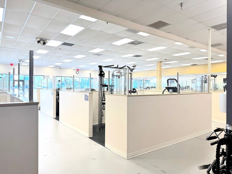 More Photos Of 3045-3055 Columbia Blvd, Titusville Unknown For Lease