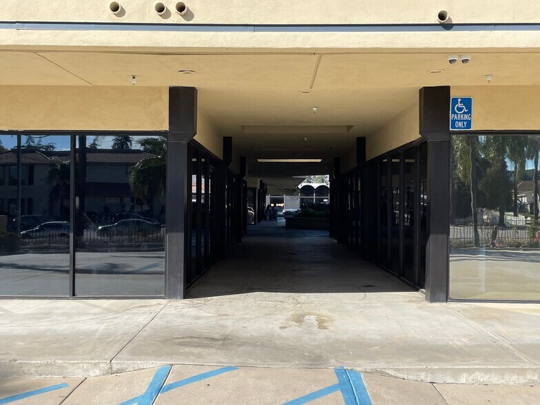 More Photos Of 501 W Redlands Blvd, Redlands Unknown For Lease