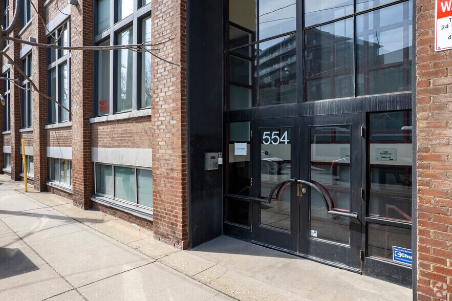 More Photos Of 550-554 Queen St E, Toronto Loft Creative Space For Lease