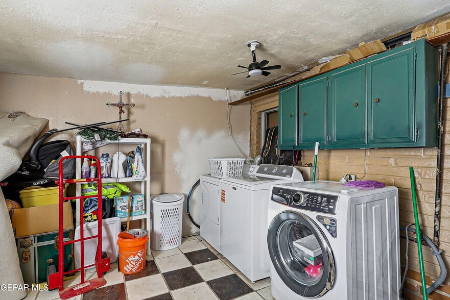More Photos Of 10540 Socorro Rd, Socorro Specialty For Sale