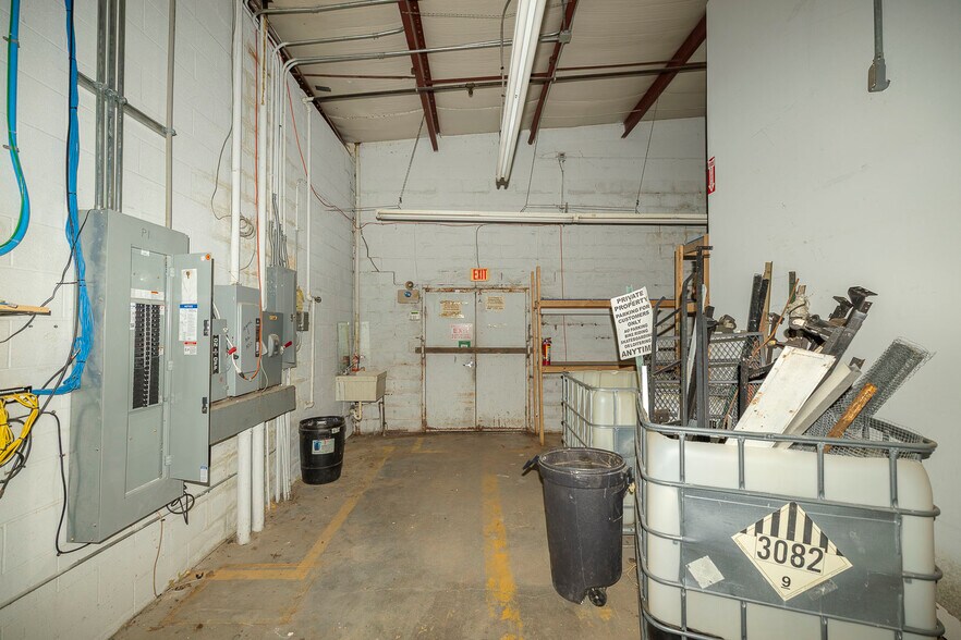 More Photos Of 226 E Ross St, Clearwater Freestanding For Sale