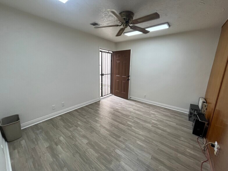 More Photos Of 1654 E 4th St, Santa Ana Medical For Sale