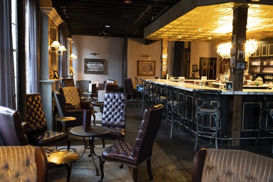 Primary Photo Of 430 41st St S, Birmingham Restaurant For Lease