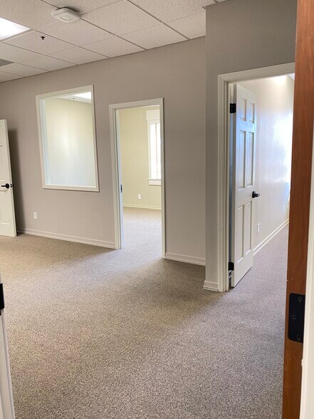 More Photos Of 1013-1021 1st St, Benicia Office For Lease