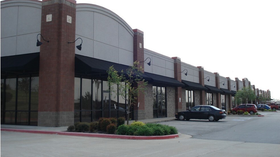 Primary Photo Of 2733 Mcconnell Rd, Fayetteville General Retail For Lease