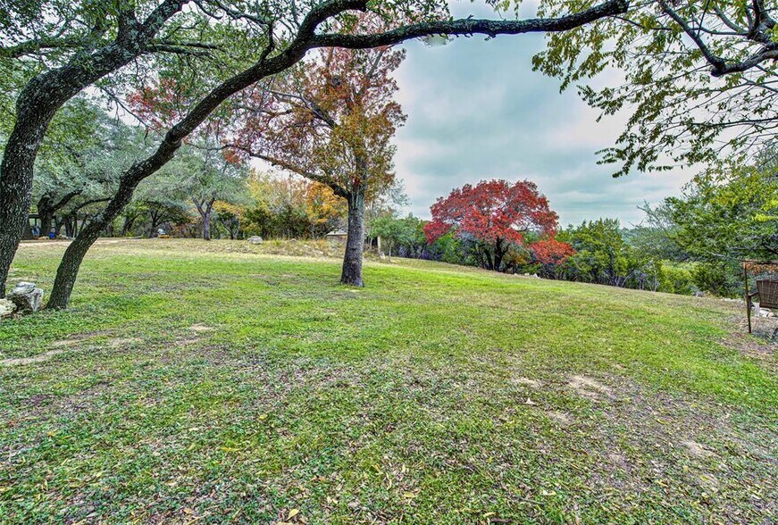 More Photos Of 5016 Bob Wire Rd, Spicewood Land For Sale