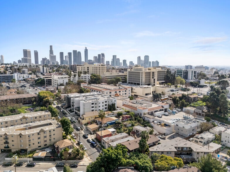 More Photos Of 2334 Valley St, Los Angeles Apartments For Sale