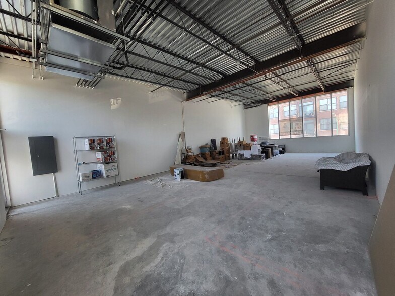 More Photos Of 2300 S Archer Ave, Chicago Storefront For Sale